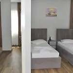 Julius * Golem (Tirana)
