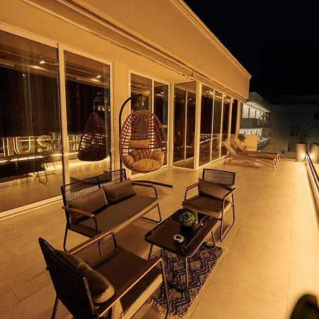 Julius Hotel