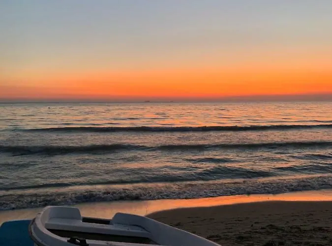 Julius فندق غوليم