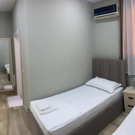 Julius Hotel