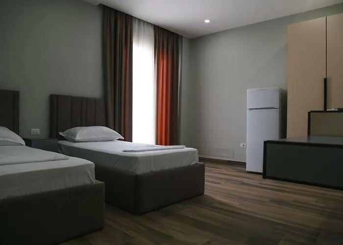 Julius Hotel Golem (Tirana)